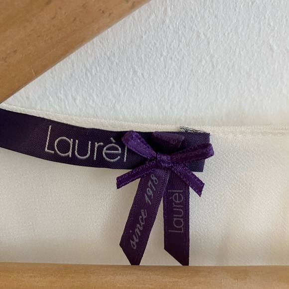 Beautiful Layered Blouse - Picture 3 of 5